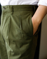 Load image into Gallery viewer, 1402P Chino Shorts Olive
